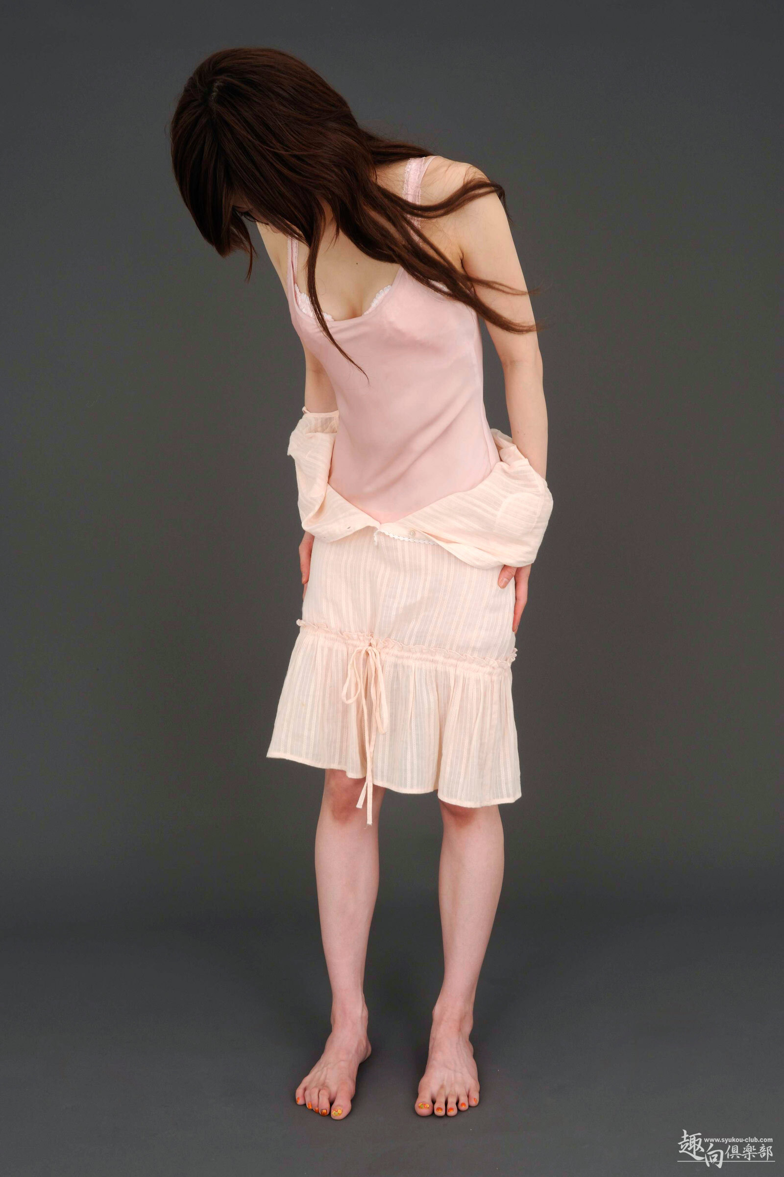 [Syukou-Club] 2013.11.07 Digi-Girl No.152 初脫ぎ素人4 純花しおん 1